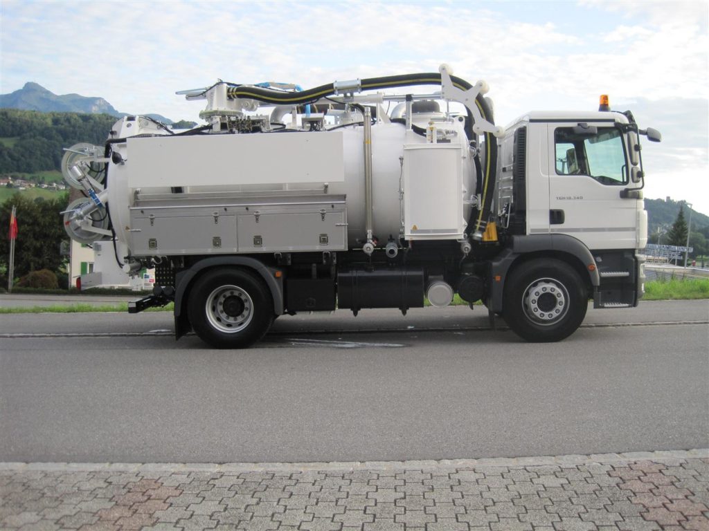 Twister — SN-100111 MAN droite